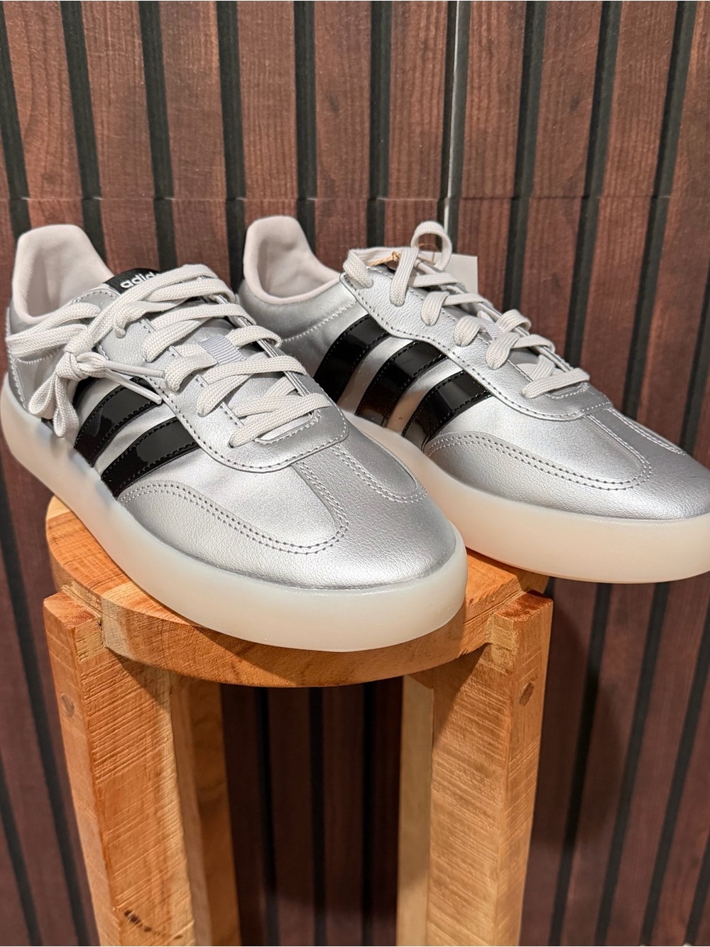 Adidas Barreda Decode J Silver Black Gum Sneakers Women’s 6.5 NWT - Picture 3 of 5